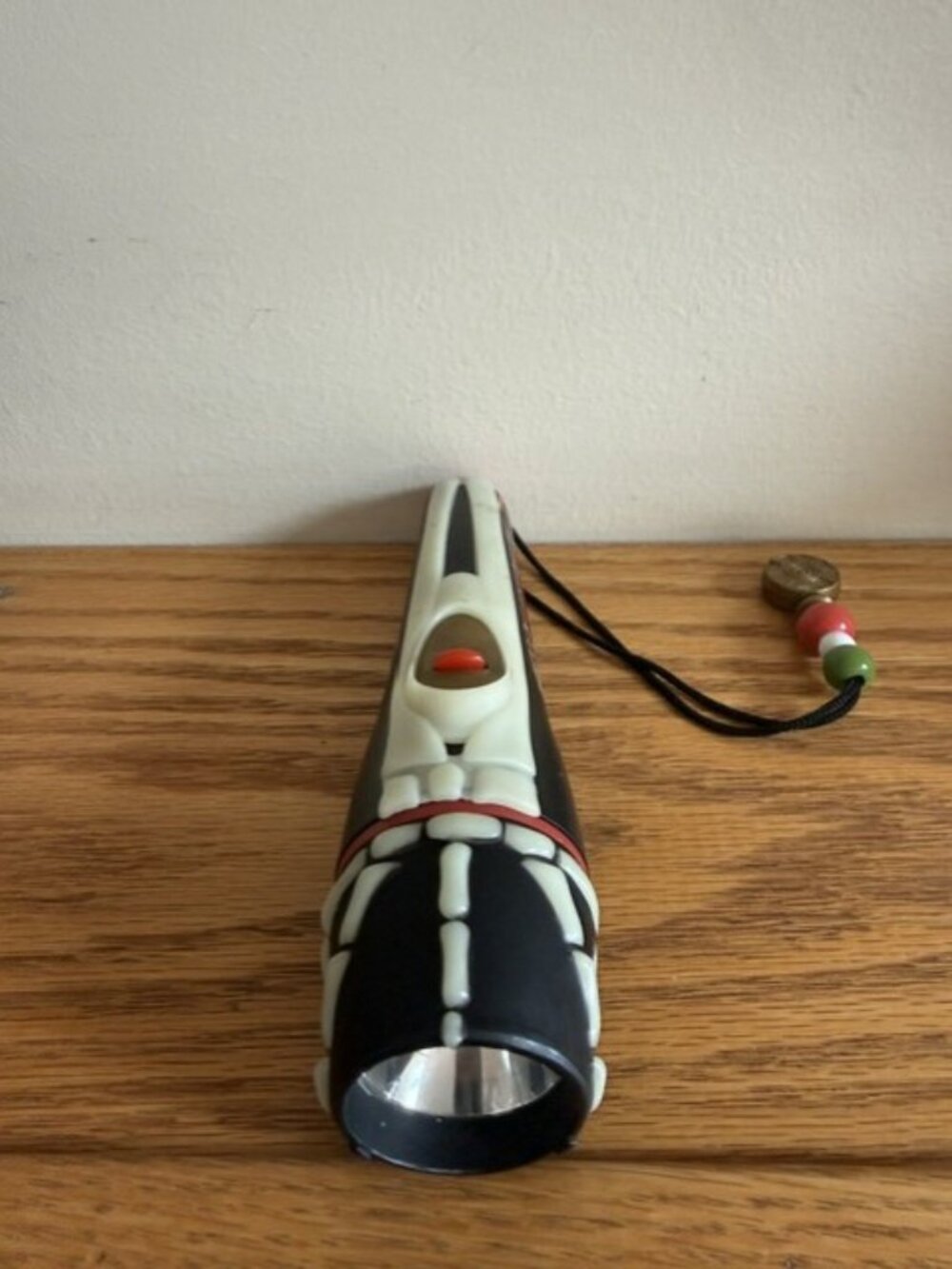 VTG Disney Pirates of the Caribbean Flashlight Glow in the Dark Bone